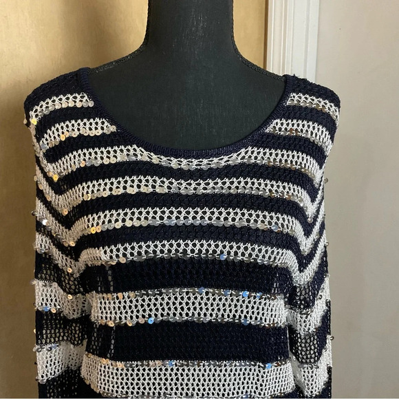 Chicos Navy and White Sweater with Silver Sequins Size 3 - Picture 9 of 13